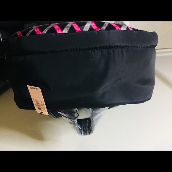 Victoria Secret City Backpack NWT - Picture 5 of 7